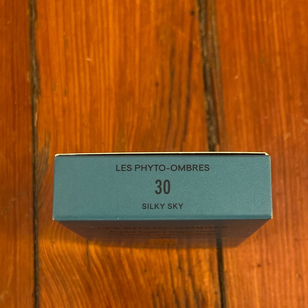 Brand new never opened Sisley eyeshadow 30 - Picture 6 of 8